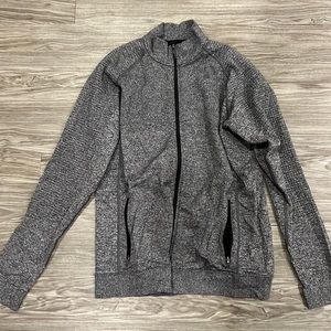 Men’s Lululemon Zip Up in amazing condition
